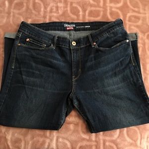 Denizen Levi crop jeans